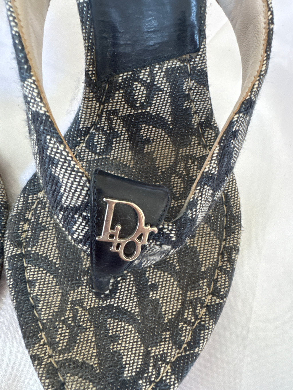 SOLD OUT DIOR 2005 SANDALS