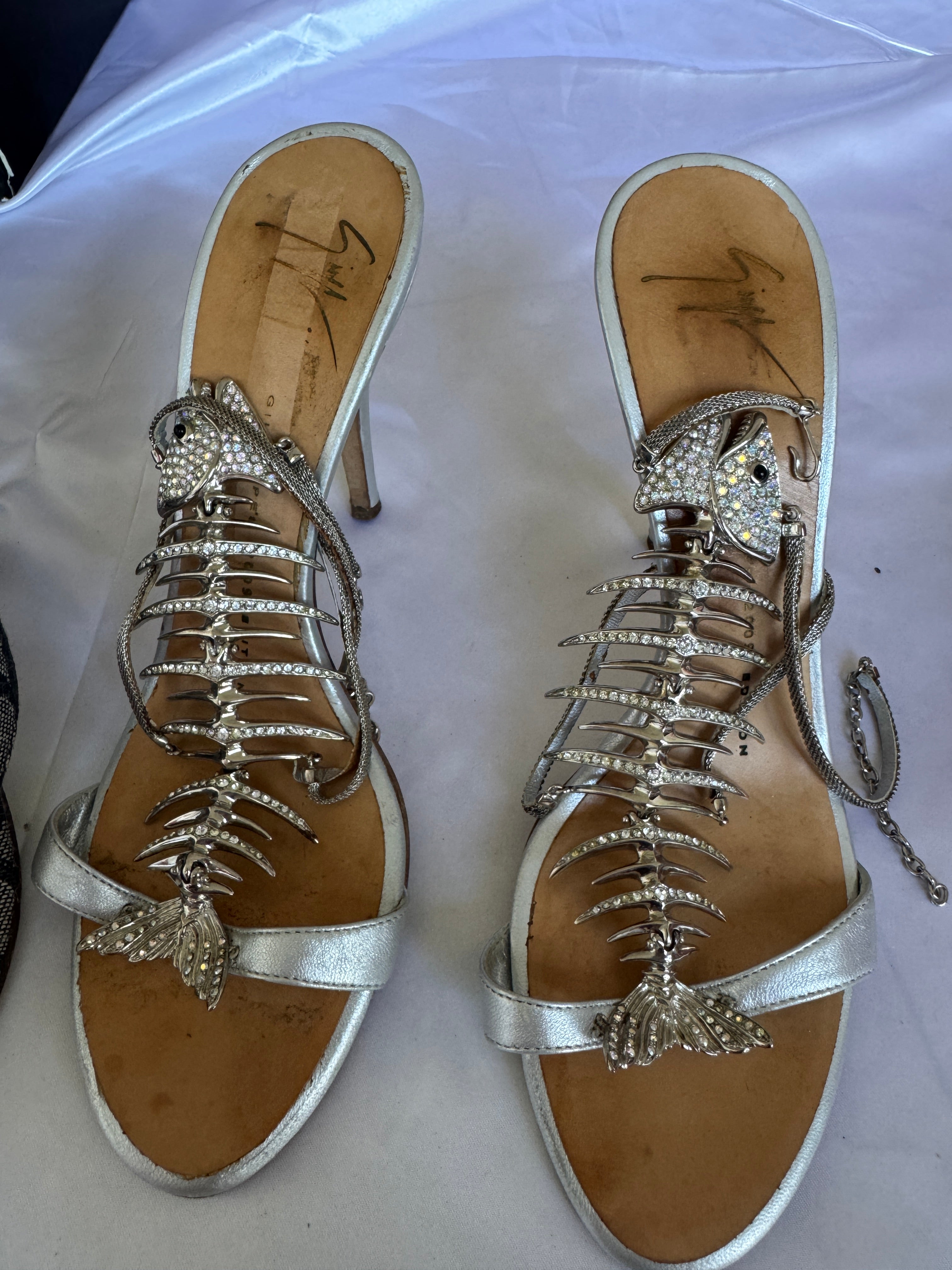 SOLD OUT pre-order GIUSEPPE ZANOTTI 2009 FISHBONE SANDALS